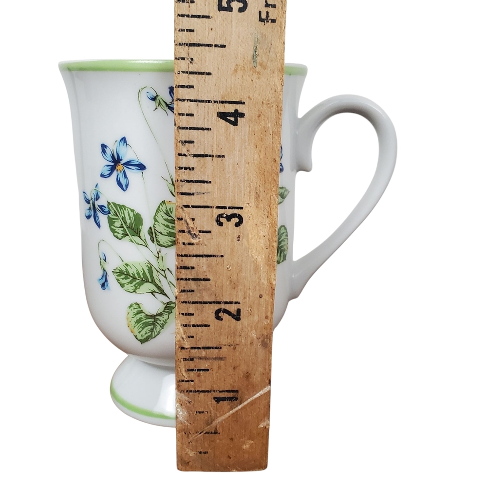 Royal Domino Collection Spring Violet Porcelain Mug. Made in Japan. - Picture 5 of 6